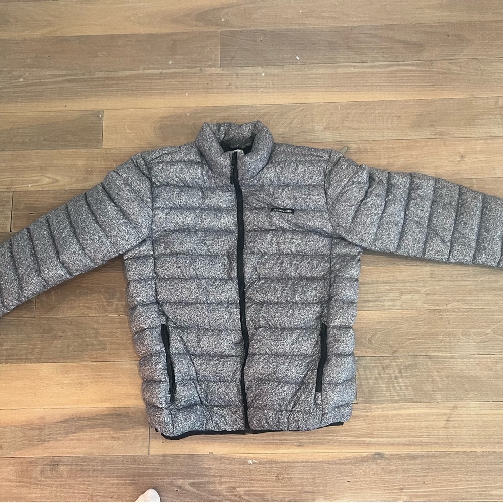 Roots Gray Puffer Jacket medium